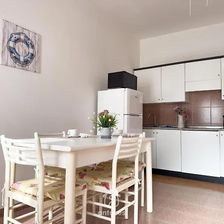 Residenza Nova, A Pochi Passi Dal Centro Villasimius